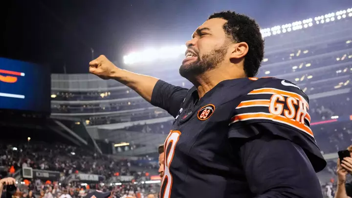 Williams leads Bears past Patriots in impressive victory