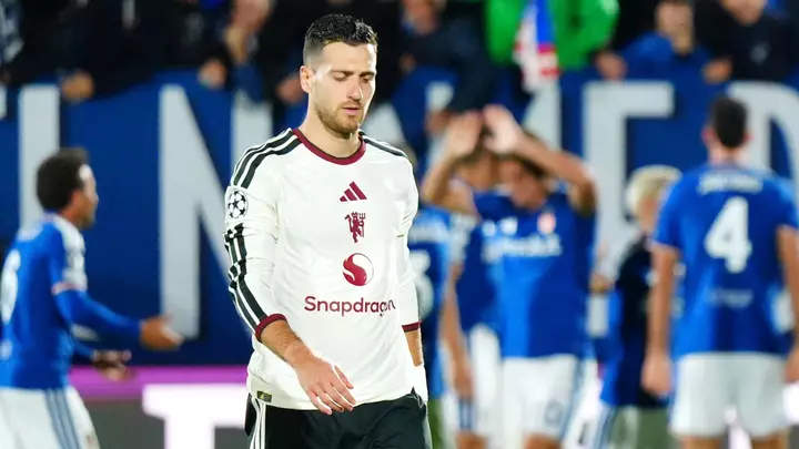 Where is it going wrong for Carrick's Man Utd?