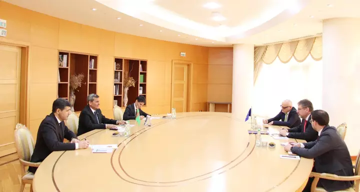 Turkmenistan, EU discuss expanding trade, transport, and energy ties
