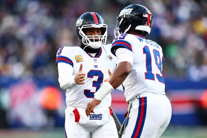 Russell Wilson Weighs in on Giants' Jameis Winston, JJ McCarthy QB Dilemma