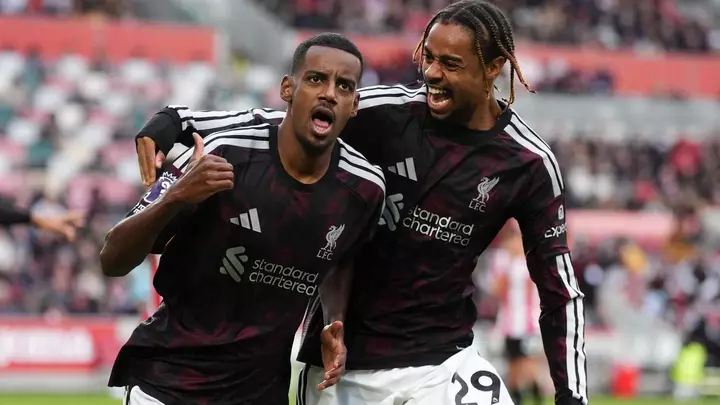 Isak clinches win for Liverpool over nine-man Brentford