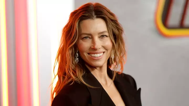 The ‘7th Heaven’ Reboot From Jessica Biel Will Modernized Series and Create a Safe Space for Cast