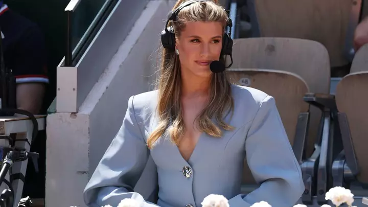 Genie Bouchard Catches Attention With Britney Spears Halloween Costume