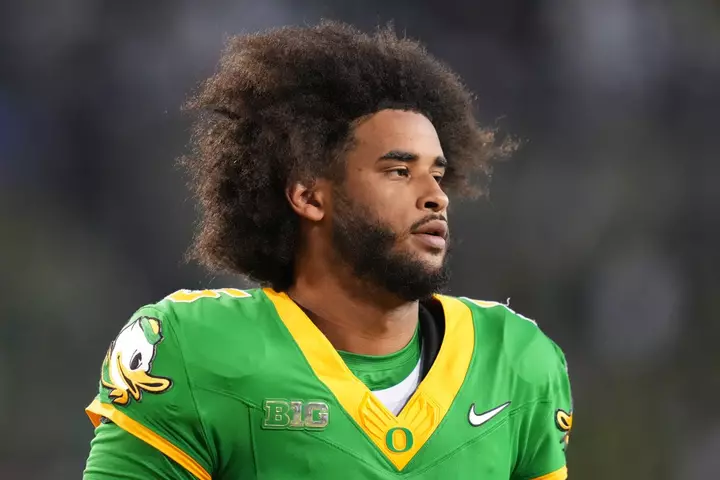 Oregon Gets Double Blow Ahead of Crucial Illinois Matchup