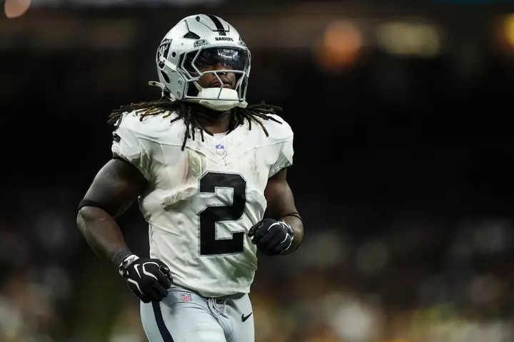 Raiders RB Ashton Jeanty Takes Shot at Jets Defense Before Week 8 Clash