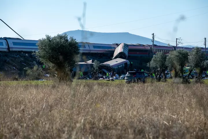 Spain High-Speed Rail Crash Leaves At Least 10 Dead: Reports