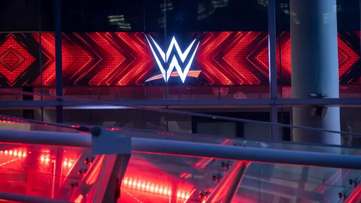Keçmiş WWE Çempionunun AEW ilə Müqavilə Bağlaya Biləcəyi Barədə Arxa Səhnə Yenilənməsi