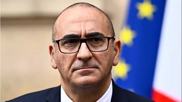 France to boost police presence on weekend
