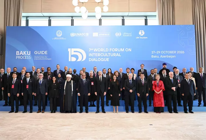 Prezident İlham Əliyev 7-ci Dünya Mədəni Dialoq Forumunun açılışına ünvan verir