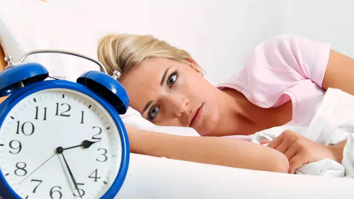 Daylight Saving Time Ends Tonight, but Doctors Warn Against One Sleep Mistake