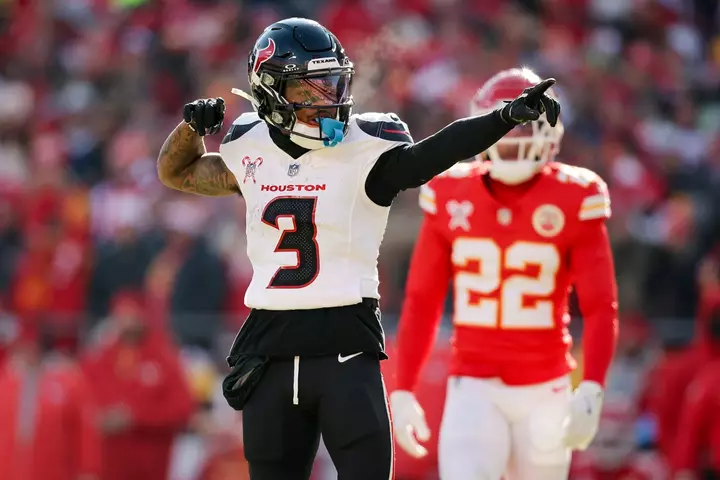 Texans Announce Massive Tank Dell News Before Giants Game