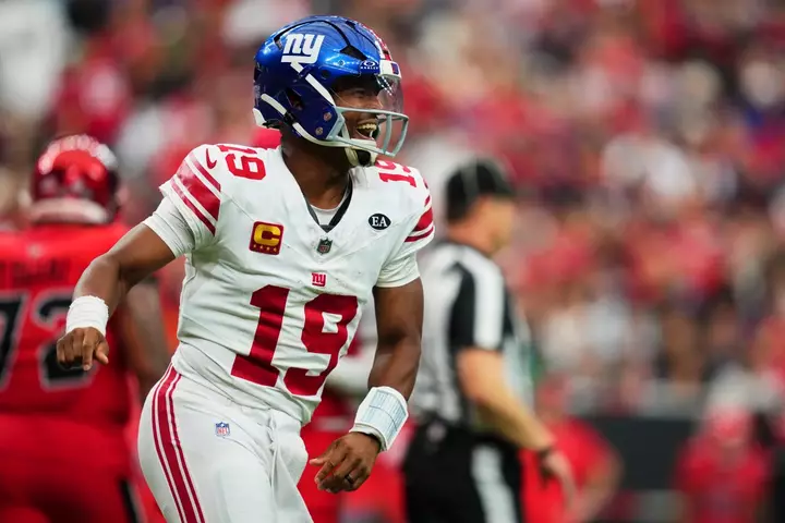 Jameis Winston, QB gizli oyunundan sonra gülməli TD bayramını rəhbərlik edir