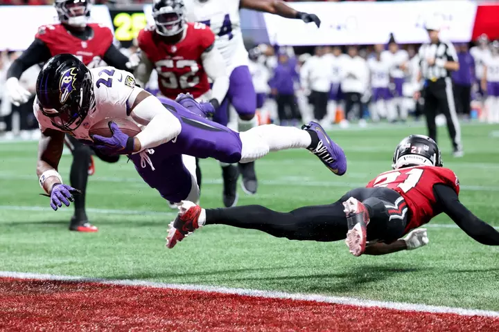 Ravens RB Derrick Henry on Verge of NFL History Ahead of Browns Matchup