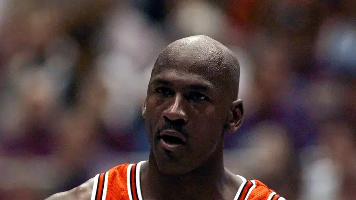 Michael Jordan's Most Iconic Card Fails to Break $2.7 Million Record