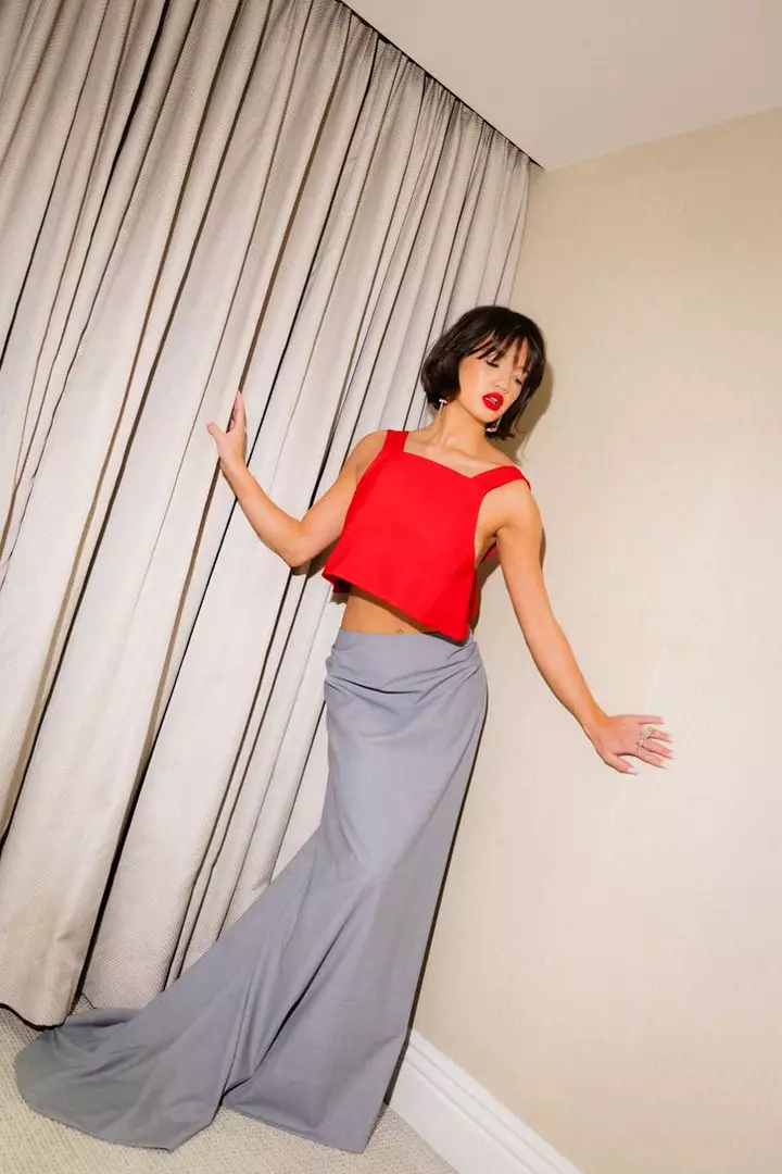 Peyton Elizabeth Lee Reveals All the Wildwood References in Her Premiere Look