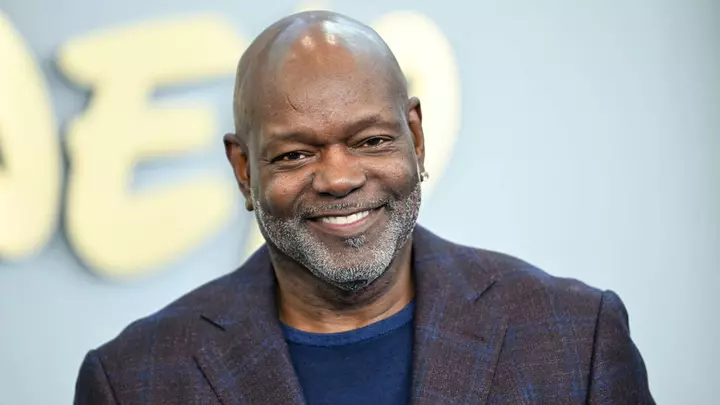 Qriddondan balet zalına: Emmitt Smith ‘Dancing with the Stars’ dönüşü və 3-cü mövsüm uğuru haqqında