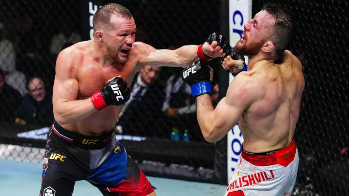 UFC 333 nəticələri: Petr Yan Merab Dvalishvili ilə mübarizədə qalib gələrək ili üzrə döyüş namizədliyində titulunu saxladı