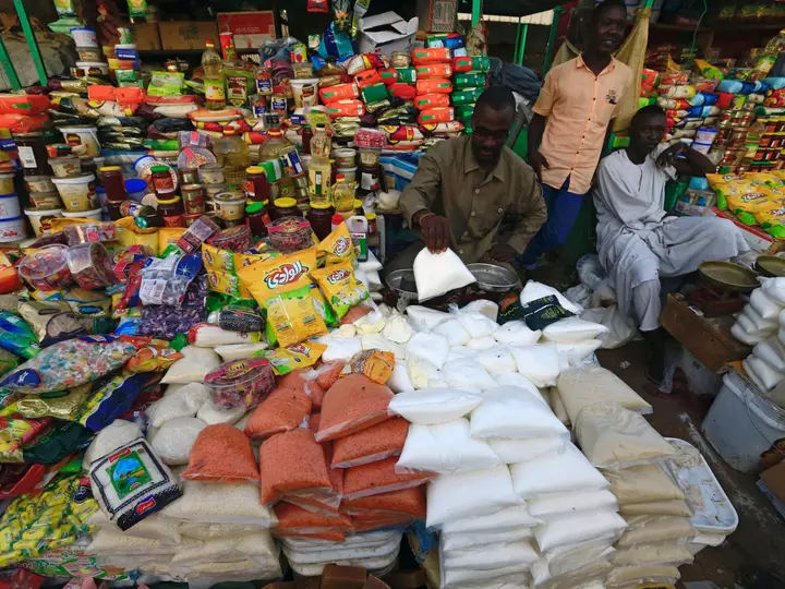 Strikes on Darfur market in Sudan killed more than 100, rights group says
