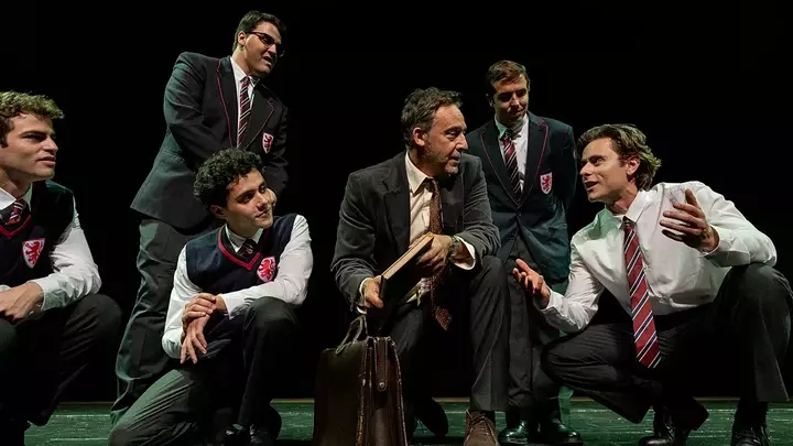 Məşhur film teatr səhnəsində nümayiş olundu