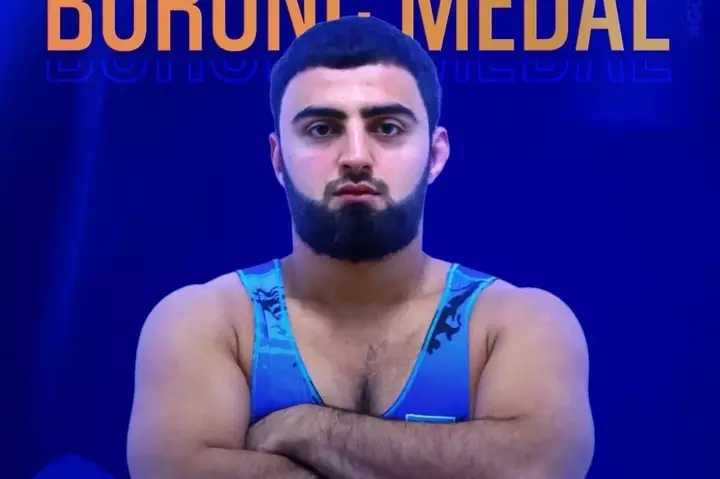 Azərbaycanın daha iki güləşçisi U-23 dünya çempionatında medal qazanıb