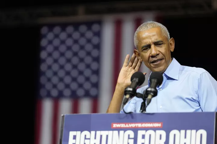 Obama Mocks Trump's White House Renovations