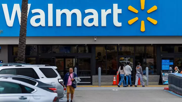 Walmart's $293 4-Piece Patio Set Includes a Coffee Table, Loveseat, 2 Chairs, and Cushions