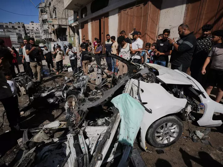 Israeli attacks kill one in Gaza, wound journalists in occupied West Bank
