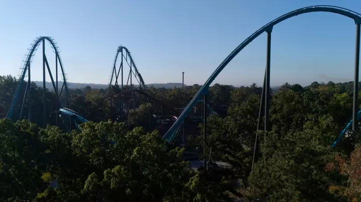 List of Bolliger &amp; Mabillard Coasters in Six Flags Hubs After Man Dies